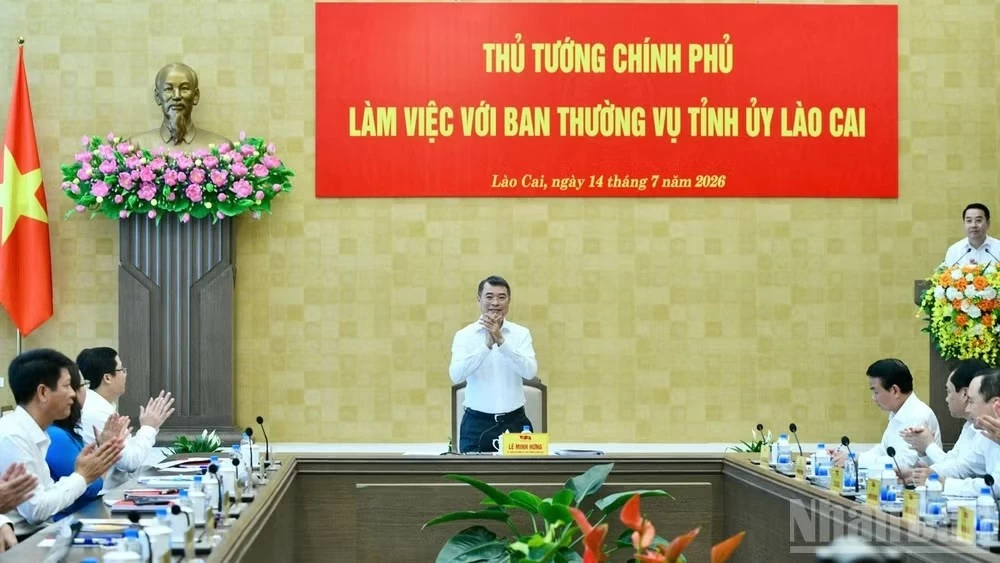 Thủ tướng Lê Minh Hưng chủ trì cuộc làm việc với Ban Thường vụ Tỉnh ủy Lào Cai