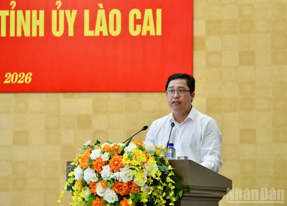 Thủ tướng Lê Minh Hưng chủ trì cuộc làm việc với Ban Thường vụ Tỉnh ủy Lào Cai