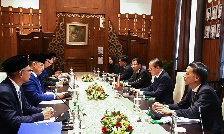 Bộ trưởng Ngoại giao Lê Hoài Trung thăm Indonesia và đồng chủ trì Kỳ họp lần thứ 6 Ủy ban hợp tác song phương Việt Nam-Indonesia