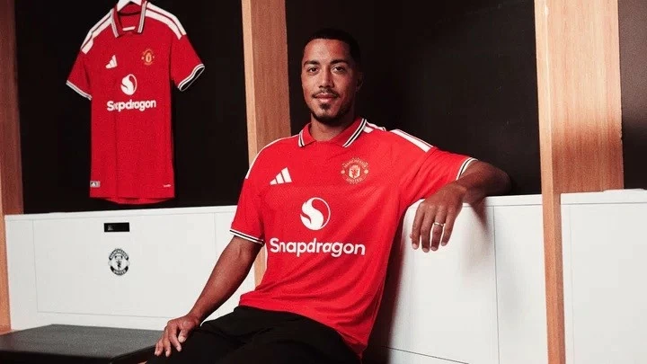 Youri Tielemans ký với MU đến năm 2031. (Nguồn: Manchester United) Youri Tielemans ký với MU đến năm 2031. (Nguồn: Manchester United)