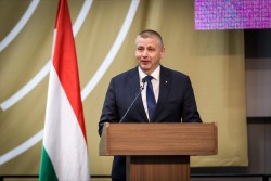 Lấy lại lòng tin của EU, Hungary tuyên bố về một hành động cứng rắn với Nga