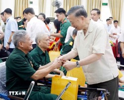 Tổng Bí thư, Chủ tịch nước Tô Lâm: Tiếp tục rà soát, giải quyết đầy đủ chính sách đối với người có công và thân nhân