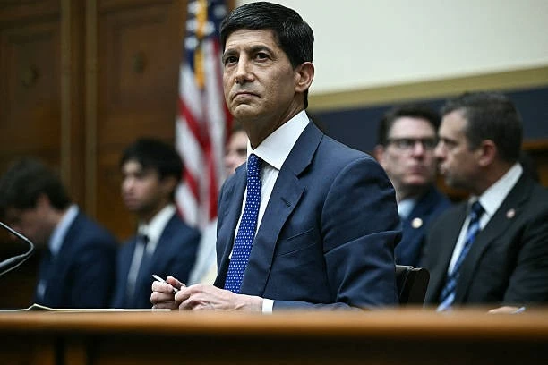 Chủ tịch Fed Kevin Warsh tham dự phiên điều trần trước Quốc hội Mỹ tại Washington D.C. ngày 14/7/2026. (Nguồn: Getty Images) Chủ tịch Fed Kevin Warsh tham dự phiên điều trần trước Quốc hội Mỹ tại Washington D.C. ngày 14/7/2026. (Nguồn: Getty Images)