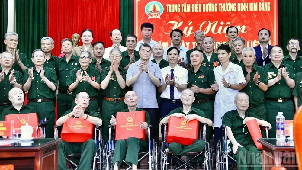 Kết tinh thành nét đẹp nhân văn rất sâu sắc, viết tiếp truyền thống nghĩa tình cao đẹp của dân tộc ta