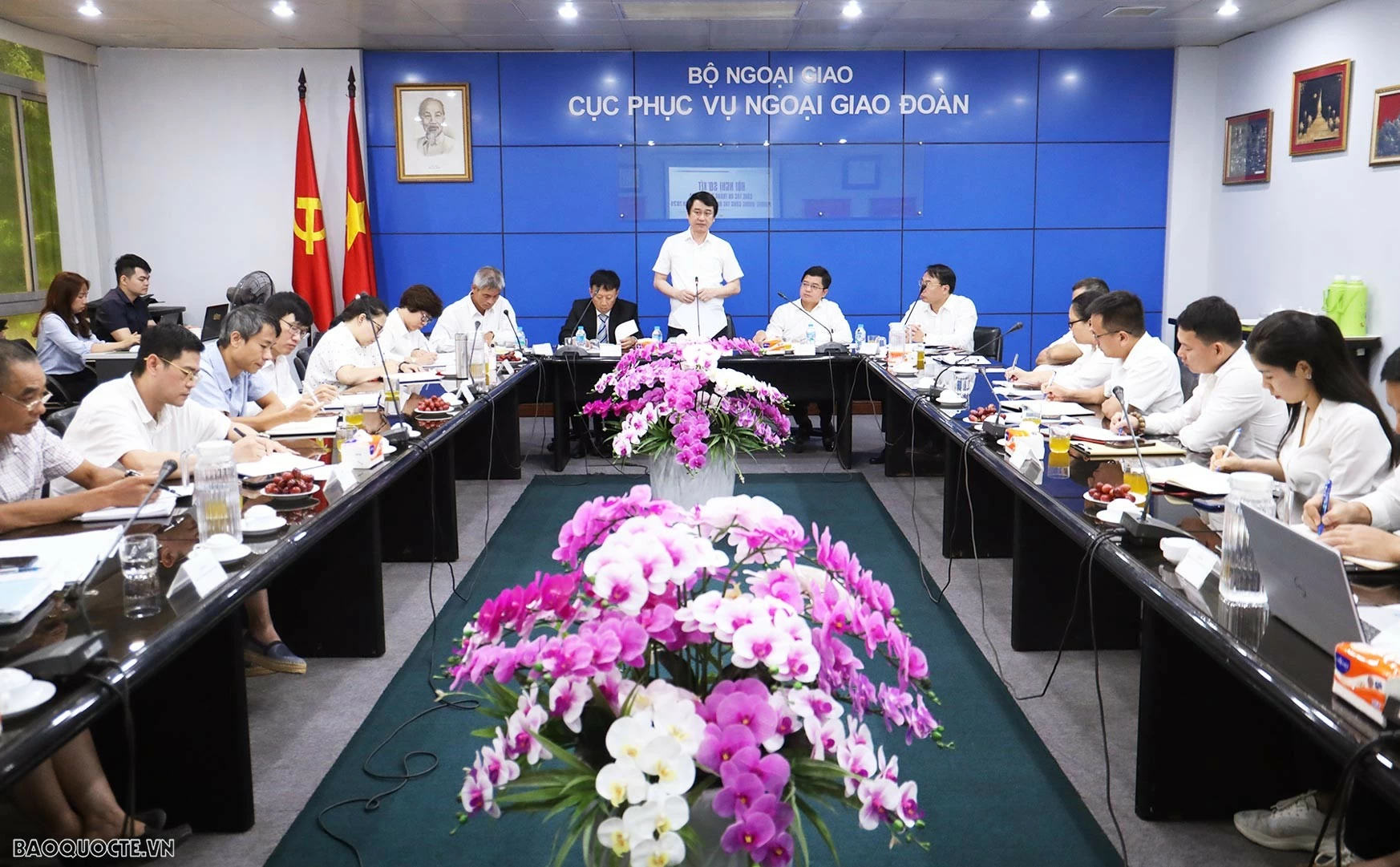 Hội nghị Sơ kết công tác 6 tháng đầu năm và phương hướng công tác 6 tháng cuối năm 2026 của Cục Phục vụ Ngoại giao Đoàn. (Ảnh: Thành Long) Hội nghị Sơ kết công tác 6 tháng đầu năm và phương hướng công tác 6 tháng cuối năm 2026 của Cục Phục vụ Ngoại giao Đoàn. (Ảnh: Thành Long)