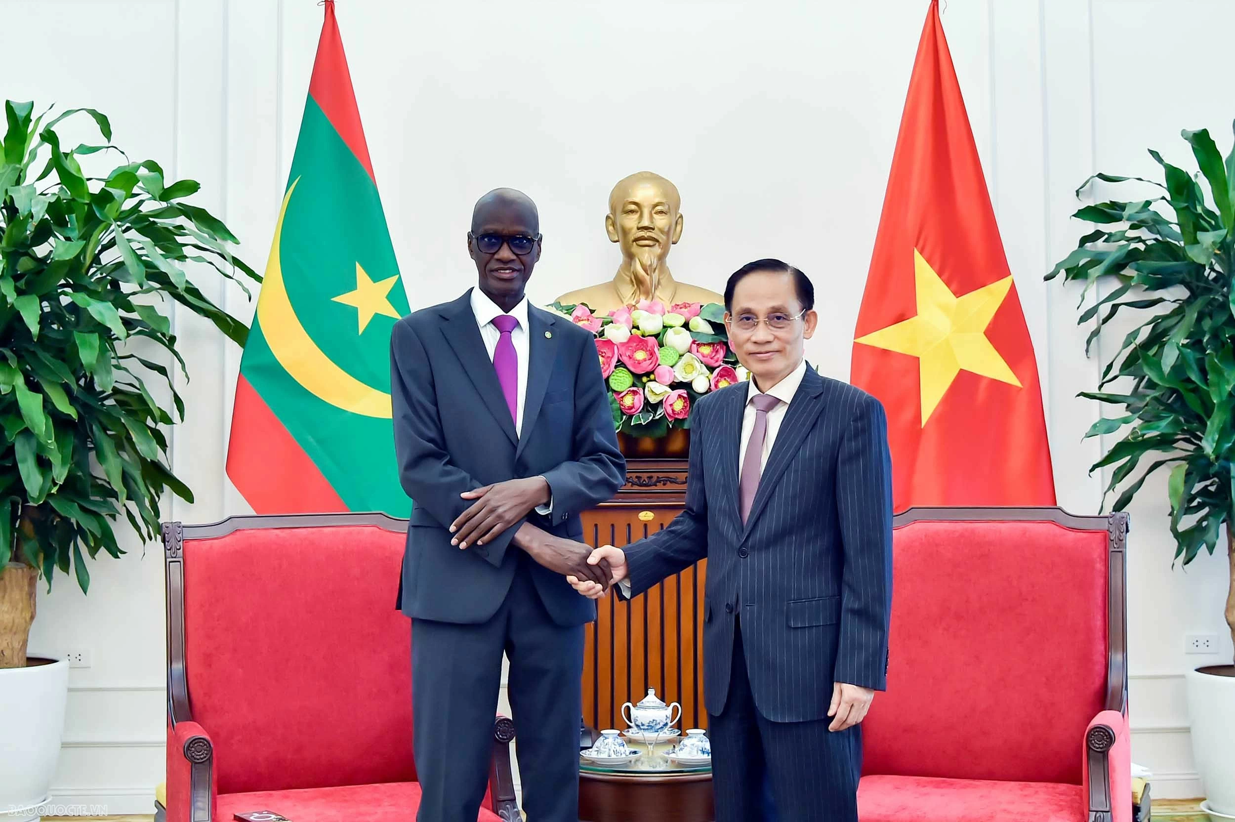Bộ trưởng Ngoại giao Lê Hoài Trung tiếp Bộ trưởng, Tổng Thư ký Chính phủ Mauritania