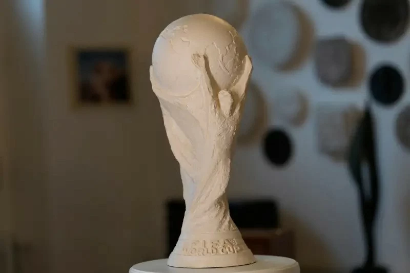 Từ xưởng điêu khắc ở Milan đến biểu tượng bất tử của World Cup: Những câu chuyện thú vị về chiếc cúp vàng danh giá