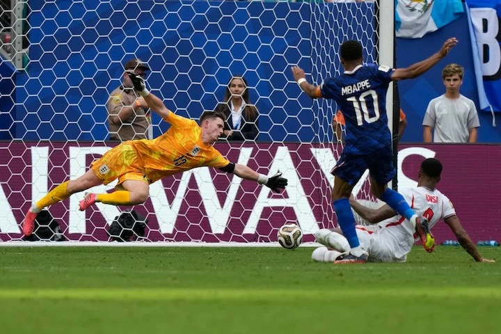 Kết quả bóng đá World Cup 2026: Anh 6-4 Pháp: Saka lập hat-trick, Mbappe vượt Messi, tuyển Anh thắng trong trận tranh hạng Ba