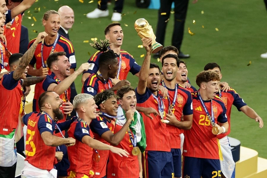 Kết quả Chung kết bóng đá World Cup 2026:  Tây Ban Nha 1-0 Argentina: Ferran Torres đưa La Roja lên đỉnh thế giới, Lionel Messi khép lại giấc mơ dang