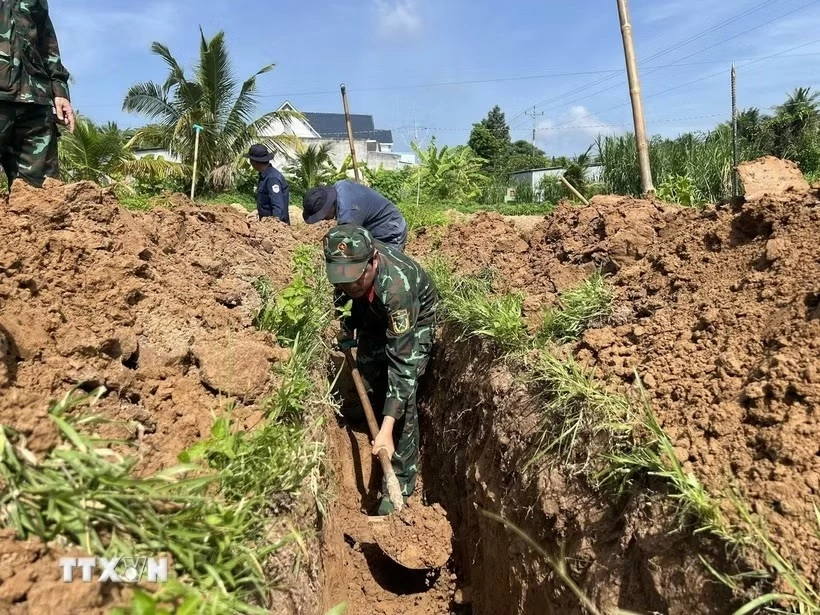 Kêu gọi cung cấp thông tin, tìm kiếm quy tập hài cốt liệt sĩ tại nghĩa trang tạm Kêu gọi cung cấp thông tin, tìm kiếm quy tập hài cốt liệt sĩ tại nghĩa trang tạm