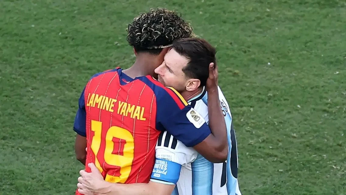 Yamal tiết lộ dặn của Messi sau chung kết World Cup 2026