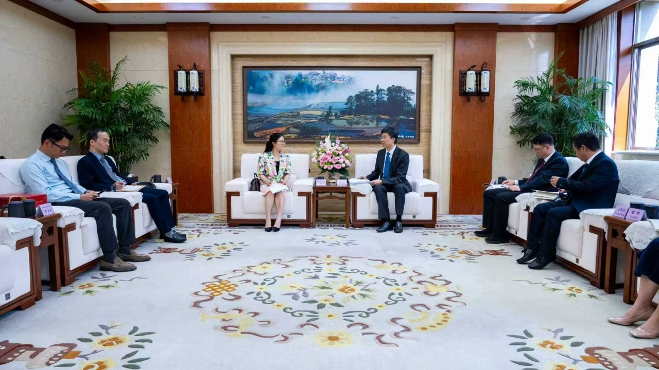 Tổng Lãnh sự Việt Nam tại Côn Minh Nghiêm Việt Chung khảo sát khu vực biên giới và tham dự Hội nghị xúc tiến đầu tư tỉnh Lào Cai năm 2026 Tổng Lãnh sự Việt Nam tại Côn Minh Nghiêm Việt Chung khảo sát khu vực biên giới và tham dự Hội nghị xúc tiến đầu tư tỉnh Lào Cai năm 2026