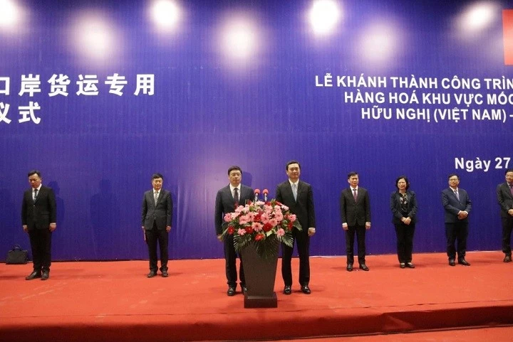 Đồng chí Nguyễn Cảnh Toàn, Phó Bí thư Tỉnh ủy, Chủ tịch UBND tỉnh tiếp Đoàn doanh nghiệp tỉnh Anh Huy, Trung Quốc đến khảo sát đầu tư tại tỉnh – tháng 7/2026