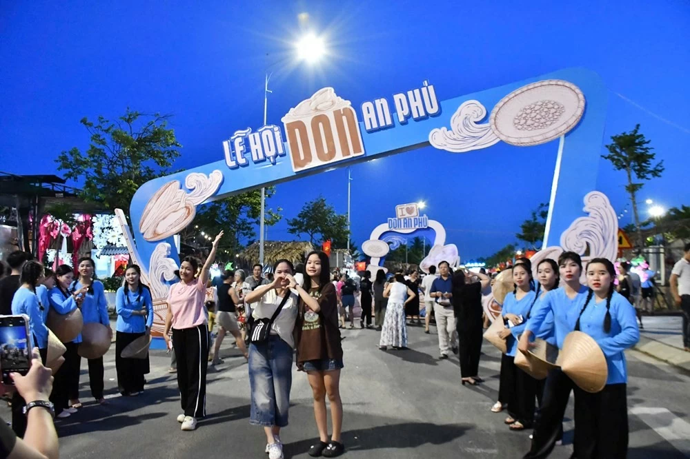 Quảng Ngãi lần đầu tiên tổ chức lễ hội tôn vinh giá trị của don An Phú