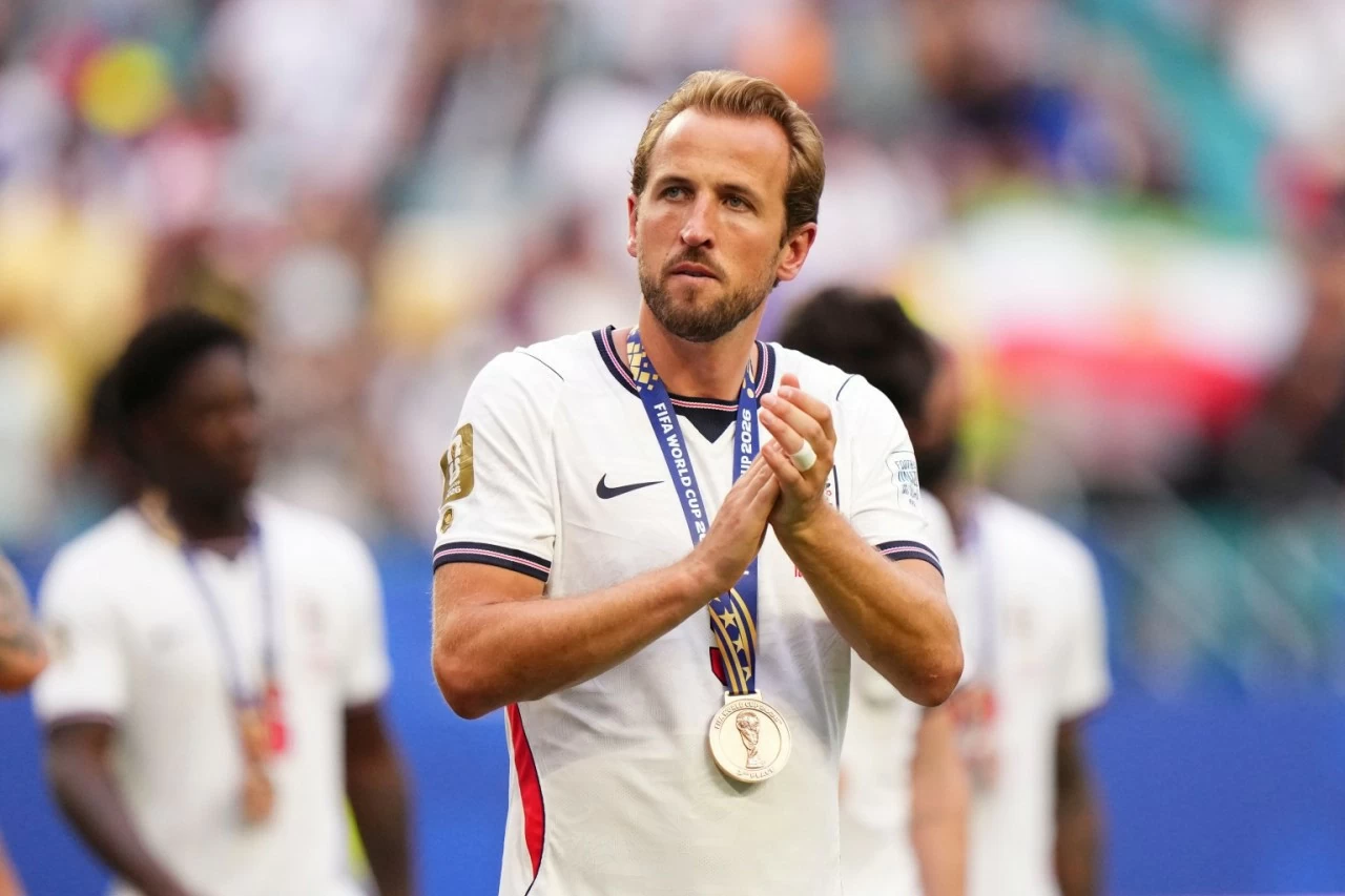 Bayern Munich lên kế hoạch giữ chân Harry Kane với hợp đồng siêu hấp dẫn Bayern Munich lên kế hoạch giữ chân Harry Kane với hợp đồng siêu hấp dẫn