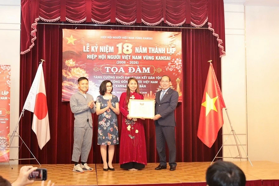 Người Việt vùng Kansai: Lan tỏa tinh thần đại đoàn kết dân tộc, tri ân các anh hùng liệt sĩ và hướng về đồng bào vùng lũ Người Việt vùng Kansai: Lan tỏa tinh thần đại đoàn kết dân tộc, tri ân các anh hùng liệt sĩ và hướng về đồng bào vùng lũ