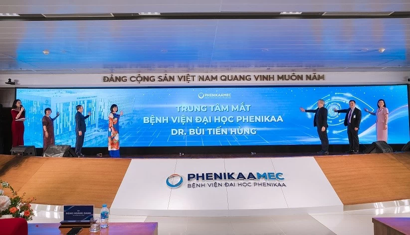 Khai trương Trung tâm Mắt tại Bệnh viện Đại học Phenikaa