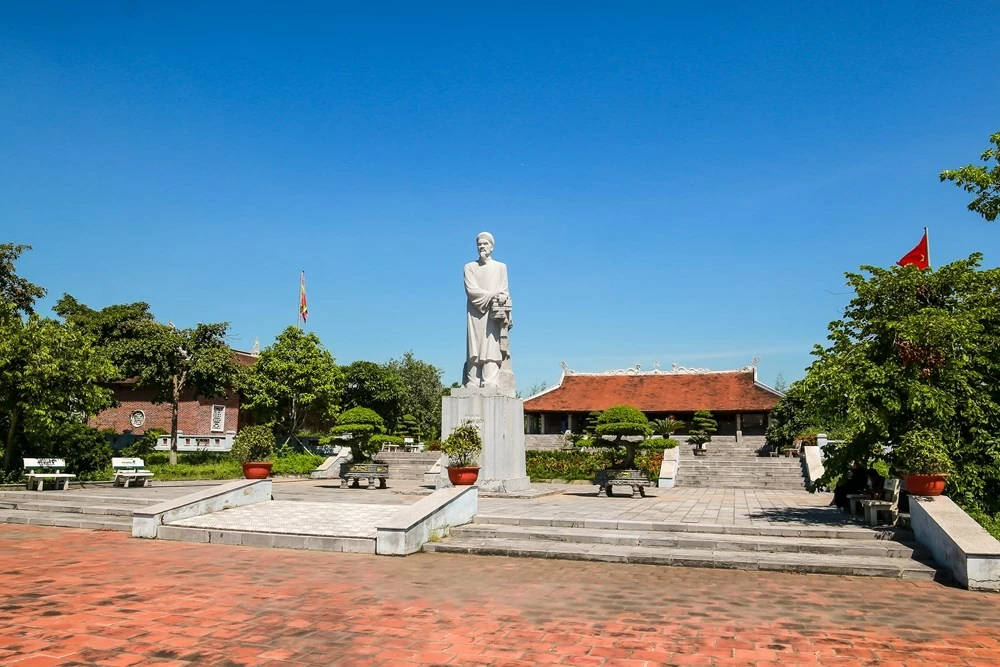 Tái hiện di sản học thuật giá trị của Danh nhân văn hóa Lê Quý Đôn Tái hiện di sản học thuật vượt thời gian của Danh nhân văn hóa Lê Quý Đôn