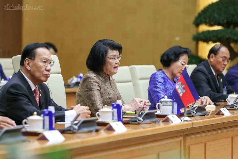 Thủ tướng Lê Minh Hưng hội kiến Chủ tịch Quốc hội Campuchia Khuon Sudary Thủ tướng Lê Minh Hưng hội kiến Chủ tịch Quốc hội Campuchia Khuon Sudary