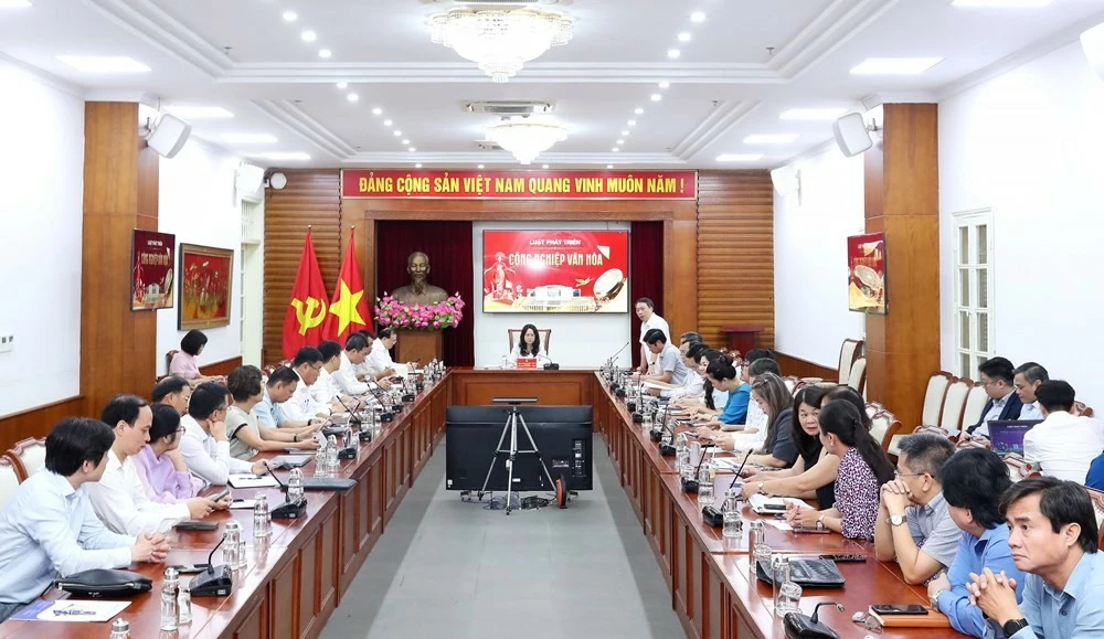 Hoàn thiện hành lang pháp lý để công nghiệp văn hóa trở thành động lực tăng trưởng