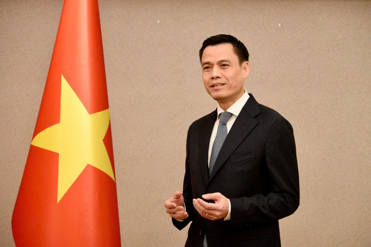 Ủy viên Ban Thường vụ Đảng ủy Bộ Ngoại giao, Thứ trưởng Bộ Ngoại giao Đặng Hoàng Giang.