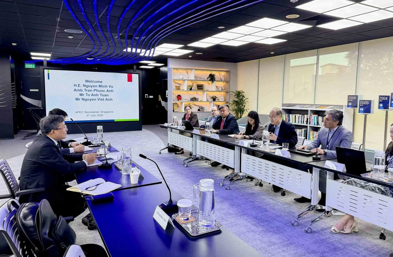 Thứ trưởng Nguyễn Minh Vũ làm việc với Ban Thư ký APEC quốc tế về APEC 2027