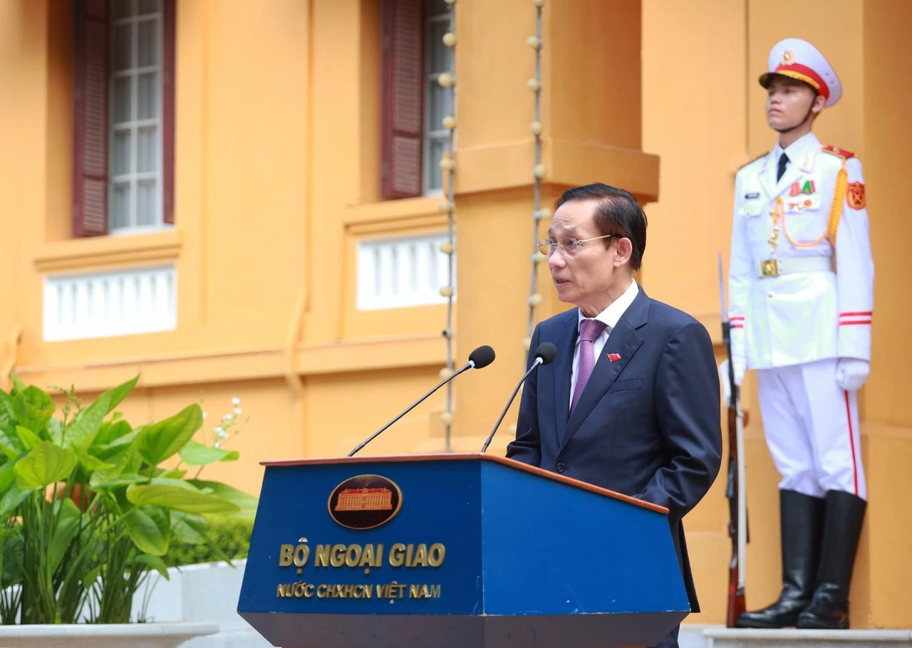 Ủy viên Bộ Chính trị, Bộ trưởng Ngoại giao Lê Hoài Trung phát biểu tại buổi lễ. (Ảnh: Thành Long)
