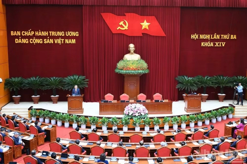 Quang cảnh Hội nghị lần thứ ba Ban Chấp hành Trung ương Đảng khóa XIV. (Nguồn: Báo Nhân Dân)