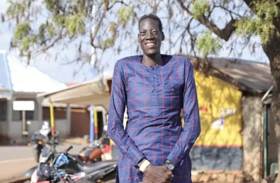 Người đàn ông cao 2,24m ở Ghana qua đời vì biến chứng sức khỏe Người đàn ông cao 2,24m ở Ghana qua đời vì biến chứng sức khỏe