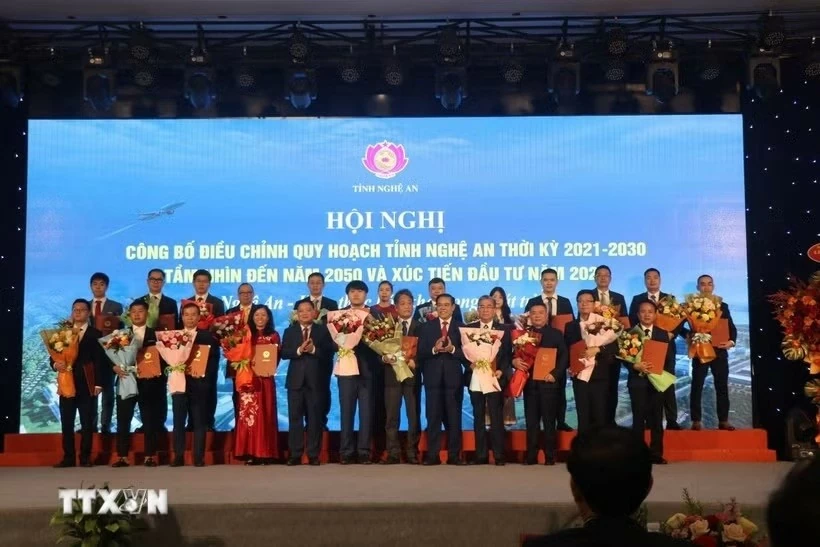 Đưa Nghệ An trở thành cực tăng trưởng động lực của vùng Bắc Trung Bộ và cả nước