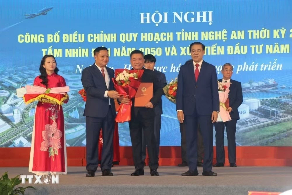 Đưa Nghệ An trở thành cực tăng trưởng động lực của vùng Bắc Trung Bộ và cả nước