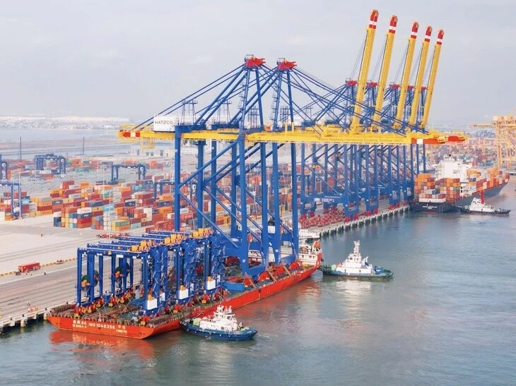 APM Terminals hiện nắm 49% cổ phần tại Cảng container quốc tế Hateco Hải Phòng (HHIT) và tham gia đầu tư Bến cảng container Liên Chiểu (Đà Nẵng). (Nguồn: HHIT) APM Terminals hiện nắm 49% cổ phần tại Cảng container quốc tế Hateco Hải Phòng (HHIT) và tham gia đầu tư Bến cảng container Liên Chiểu (Đà Nẵng). (Nguồn: HHIT)