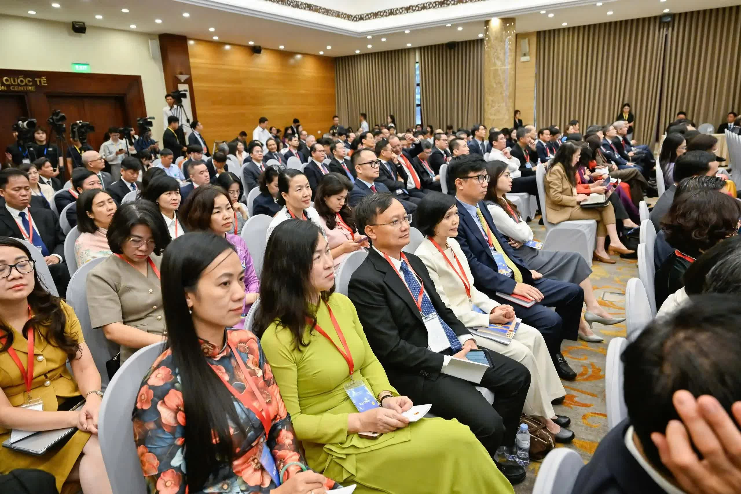 [Trực tiếp] Khai mạc Hội nghị Ngoại giao lần thứ 33: Ngày hội đối ngoại đầu tiên trong kỷ nguyên mới