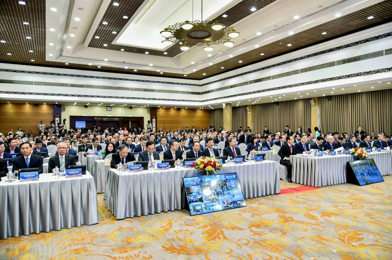 [Trực tiếp] Khai mạc Hội nghị Ngoại giao lần thứ 33: Ngày hội đối ngoại đầu tiên trong kỷ nguyên mới