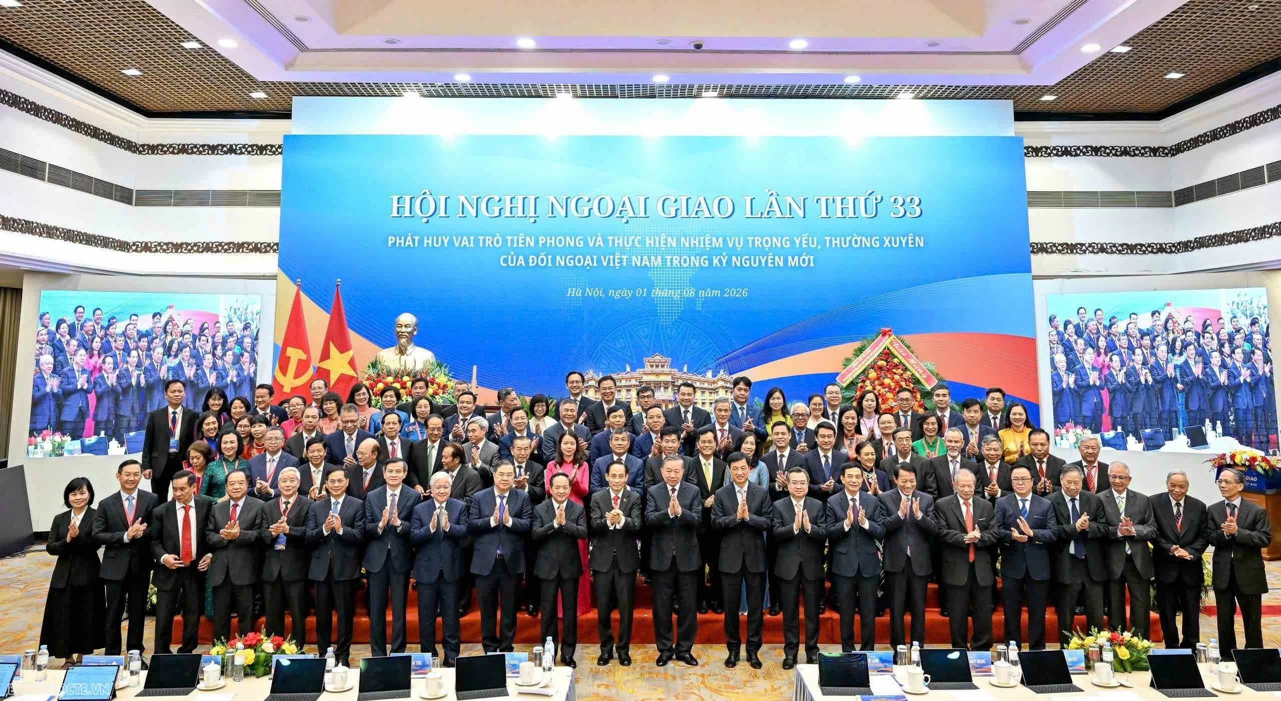 [Trực tiếp] Khai mạc Hội nghị Ngoại giao lần thứ 33: Tổng Bí thư, Chủ tịch nước Tô Lâm dự ngày hội đối ngoại đầu tiên trong kỷ nguyên mới