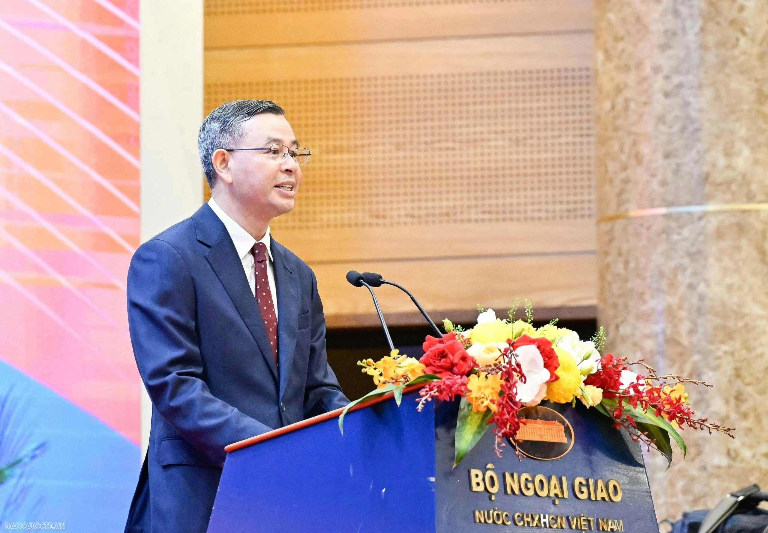 Hội nhập tài chính phải trở thành động lực nâng cao năng lực nội sinh Hội nhập tài chính phải trở thành động lực nâng cao năng lực nội sinh