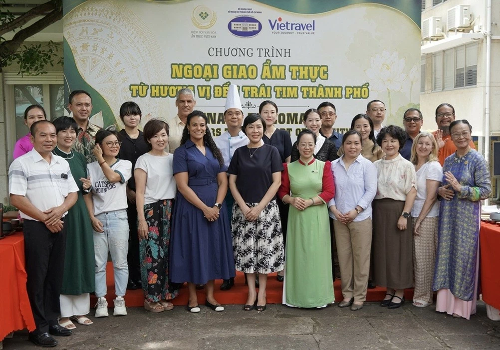 Ngoại giao ẩm thực - Từ hương vị đến trái tim Thành phố: Ẩm thực Việt Nam kết nối tình hữu nghị quốc tế