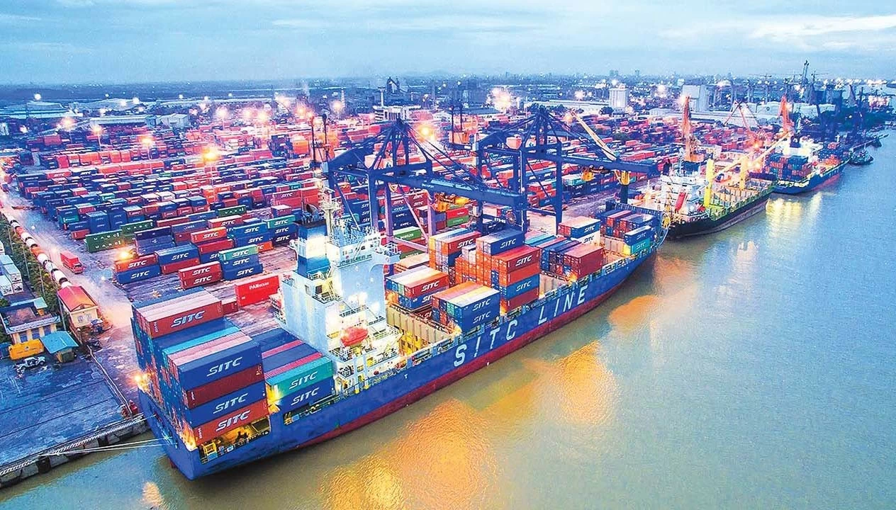 Chuyển hóa cam kết quốc tế thành dòng vốn FDI, các dự án đầu tư vào các khu công nghiệp, khu kinh tế