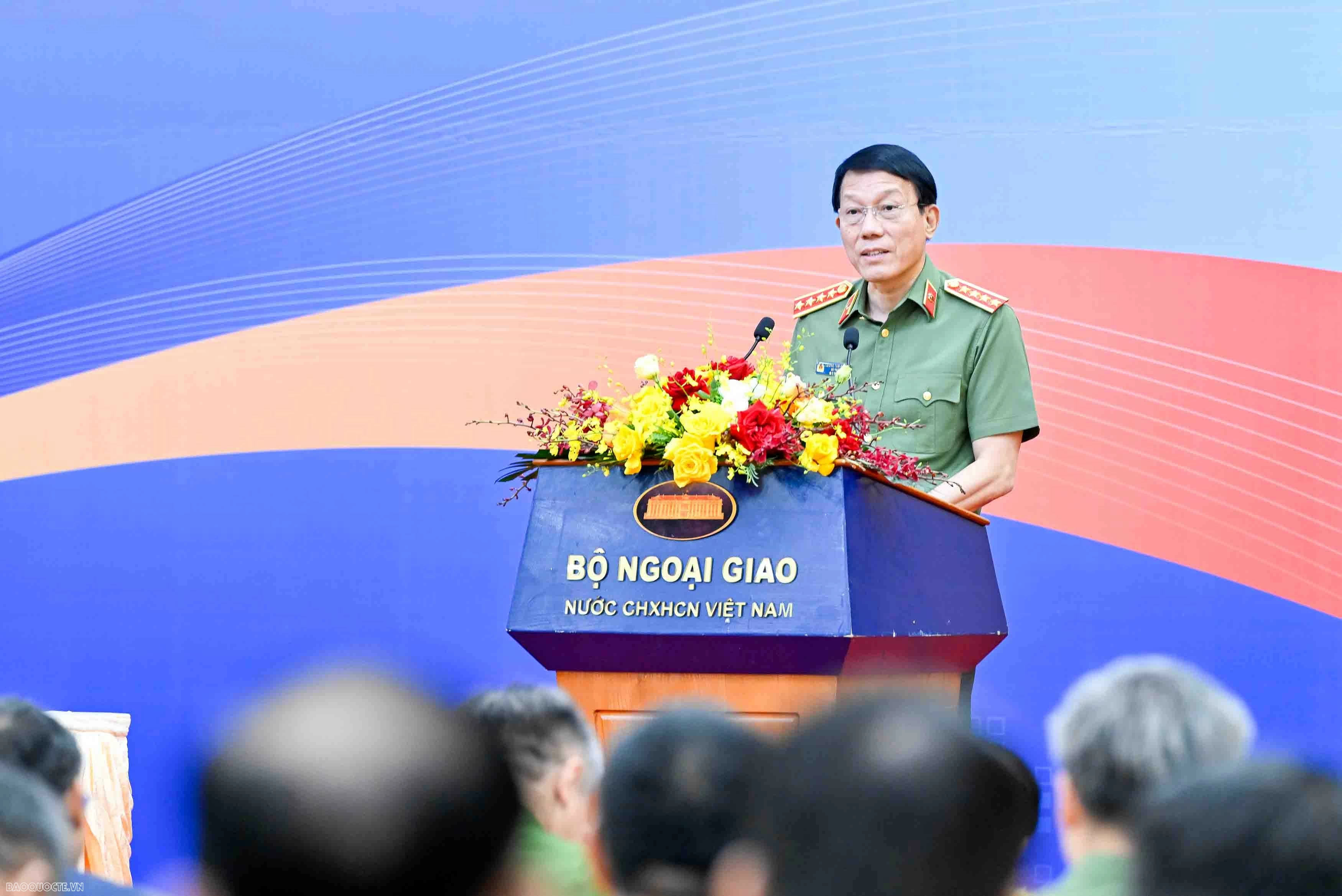 Phát huy vai trò tiên phong và thực hiện nhiệm vụ trọng yếu, thường xuyên của đối ngoại Việt Nam trong kỷ nguyên mới