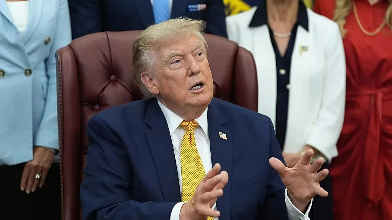Tổng thống Trump ra 'tối hậu thư' với Iran, Nhà Trắng 'mặc cả' điều gì trước tiên?