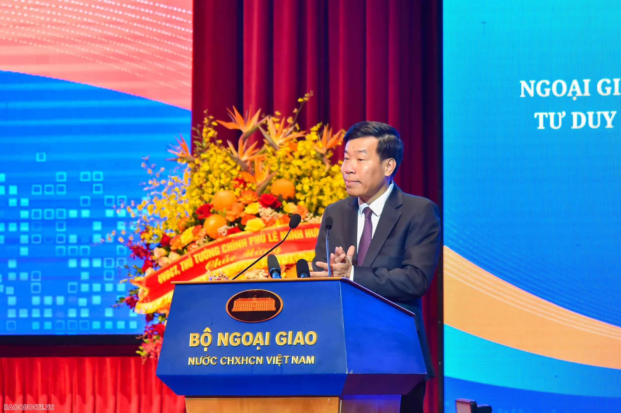 Toàn cảnh Phiên toàn thể về Ngoại giao phục vụ phát triển đất nước trong giai đoạn mới