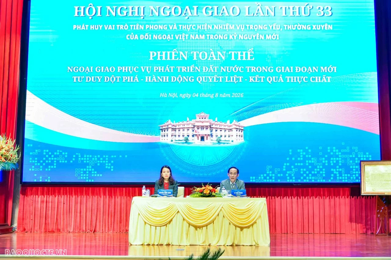 Đẩy mạnh công tác đối ngoại phục vụ đổi mới mô hình phát triển Việt Nam