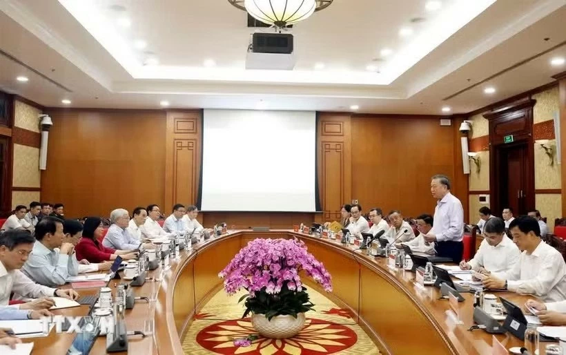 Kiện toàn nhân sự Ban Chỉ đạo Trung ương về phát triển khoa học, công nghệ, đổi mới sáng tạo và chuyển đổi số Kiện toàn nhân sự Ban Chỉ đạo Trung ương về phát triển khoa học, công nghệ, đổi mới sáng tạo và chuyển đổi số