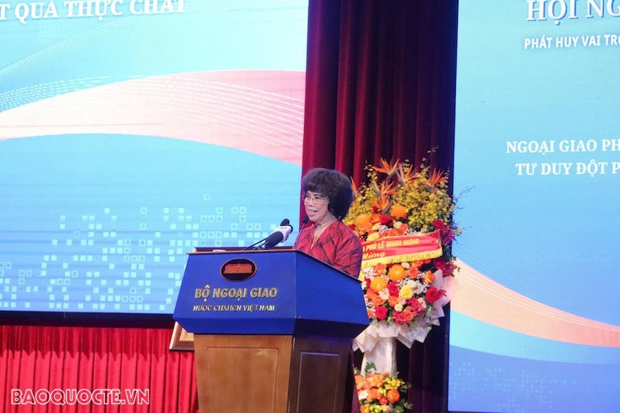 Toàn cảnh Phiên toàn thể về Ngoại giao phục vụ phát triển đất nước trong giai đoạn mới