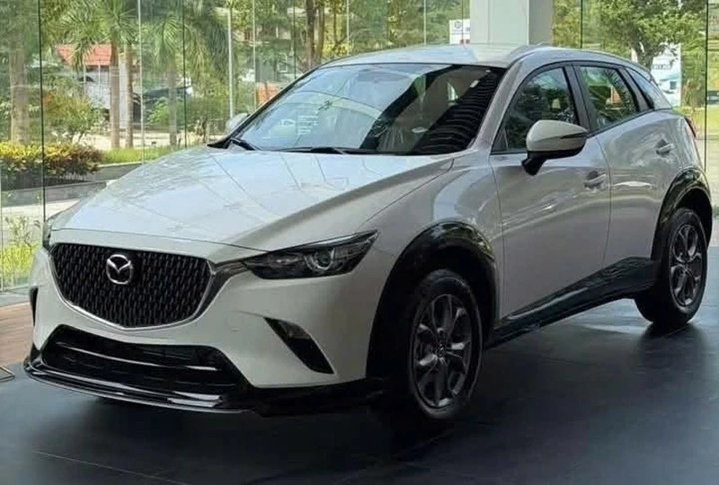 Mazda CX-3 giảm giá mạnh tại đại lý, thấp nhất từ 474 triệu đồng, cạnh tranh Sonet, Venue. Mazda CX-3 giảm giá mạnh tại đại lý, thấp nhất từ 474 triệu đồng, cạnh tranh Sonet, Venue.