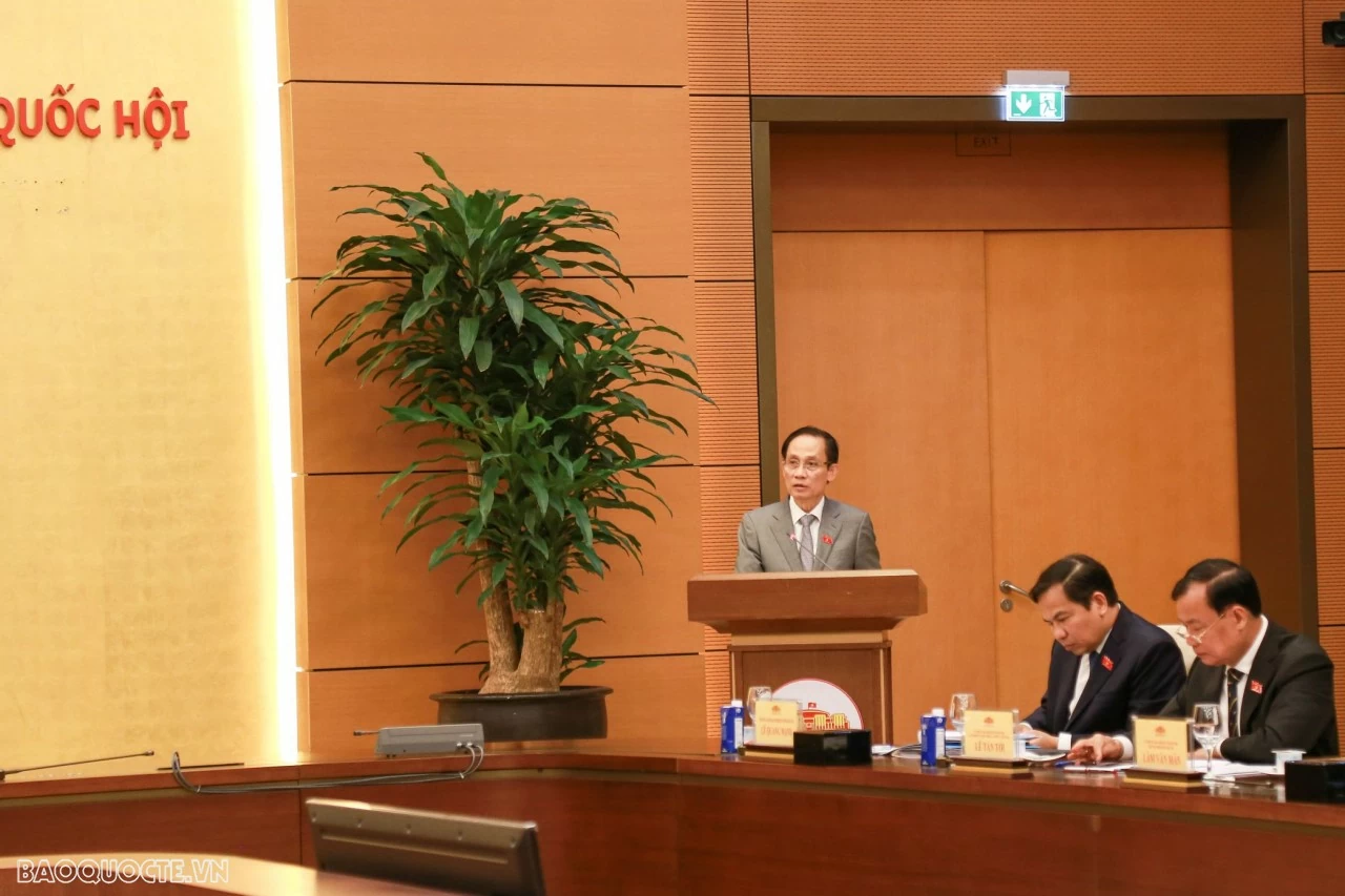 Chủ tịch Quốc hội Trần Thanh Mẫn làm việc với các Trưởng cơ quan đại diện Việt Nam ở nước ngoài Chủ tịch Quốc hội Trần Thanh Mẫn làm việc với các Trưởng cơ quan đại diện Việt Nam ở nước ngoài