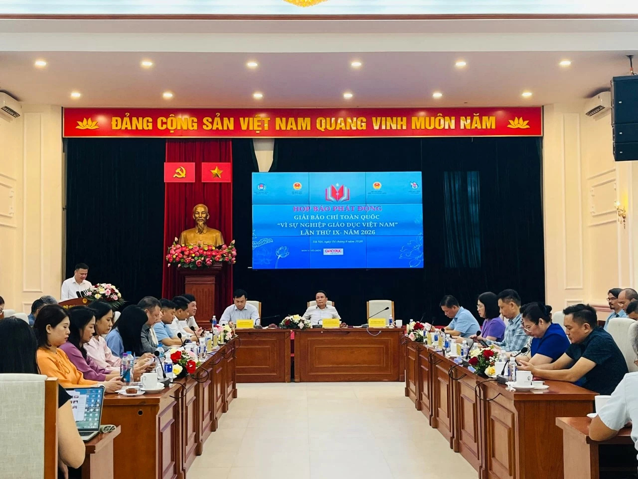 Phát động Giải báo