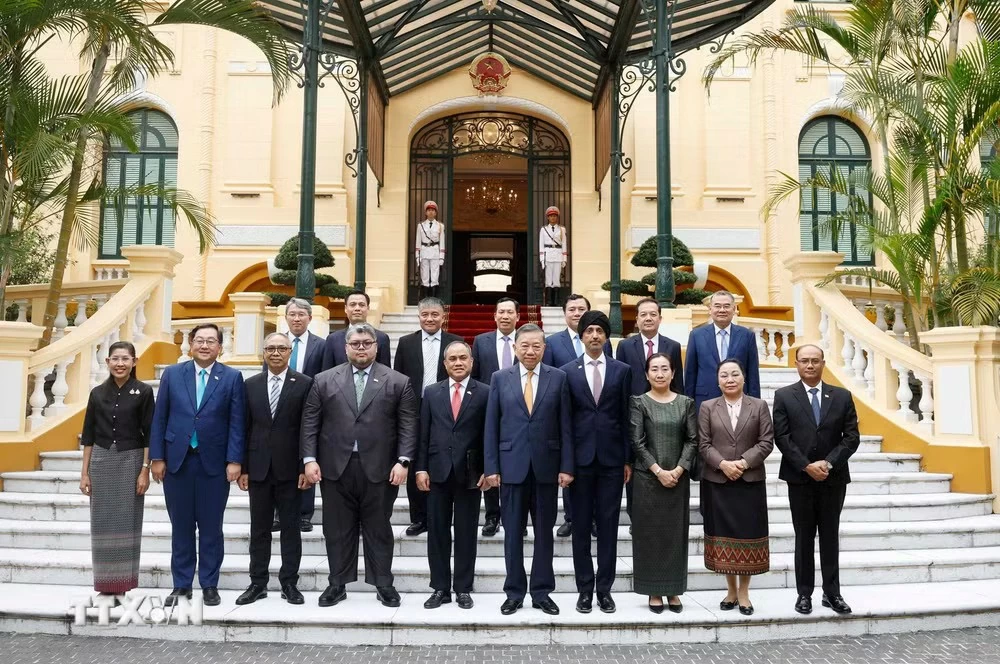 Tổng Bí thư, Chủ tịch nước Tô Lâm tiếp Đại sứ, Đại biện các nước ASEAN chào xã giao