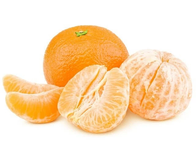 Ăn cam nguyên quả tốt hơn uống nước ép nhờ một hợp chất