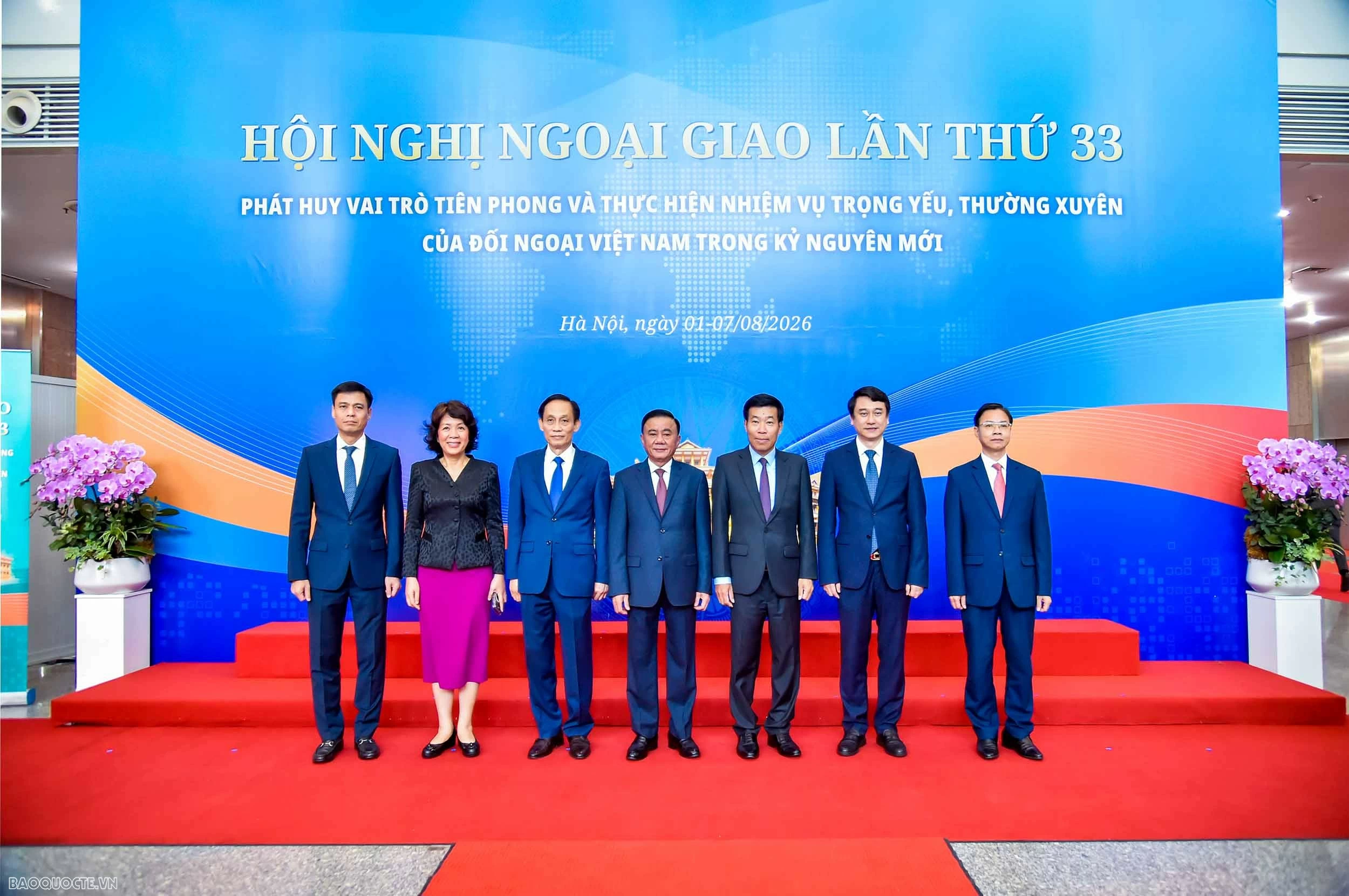 Hội nghị Ngoại giao lần thứ 33: Thường trực Ban Bí thư Trần Cẩm Tú dự Phiên họp toàn thể về đối ngoại Đảng và đối ngoại nhân dân